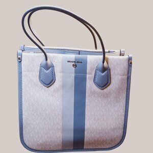 Michael Kors Signature Heidi Convertible Tote (medium)- Color (Blue & White)